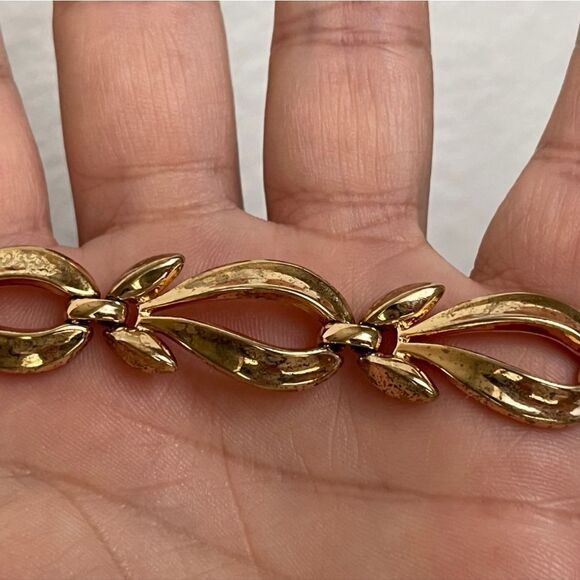 VINTAGE SIGNED CROWN TRIFARI GOLD TONE 16.5" NECKLACE EXCELLENT CONDITION - Picture 10 of 11